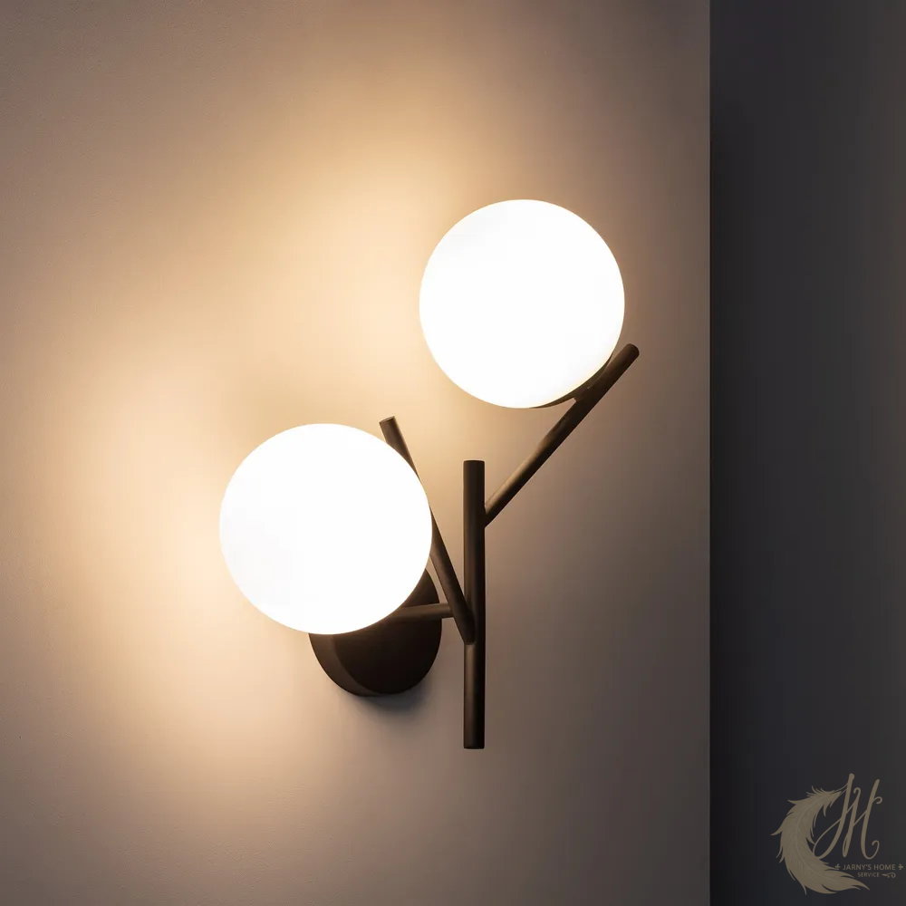 applique-murale-balts-noir-allumee
