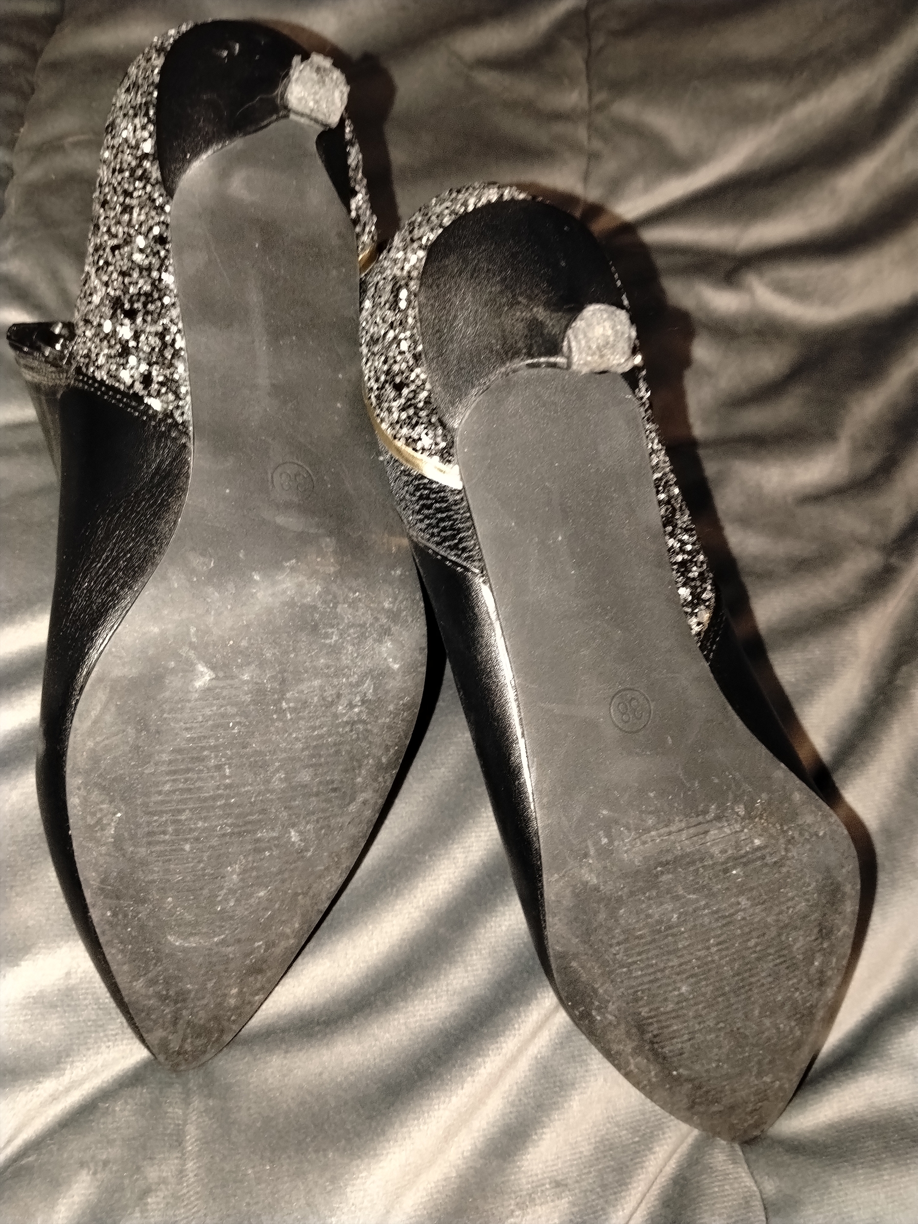 Chaussures à talons en cuir – Kaporal  4