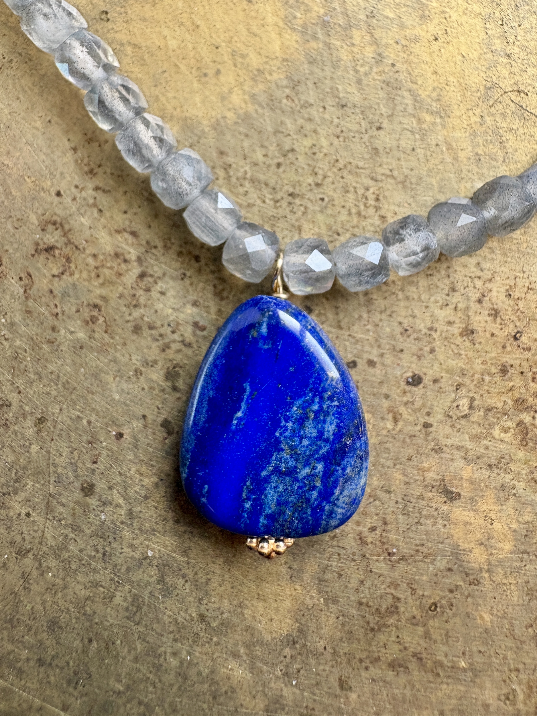 labradorite-pendentif-collier