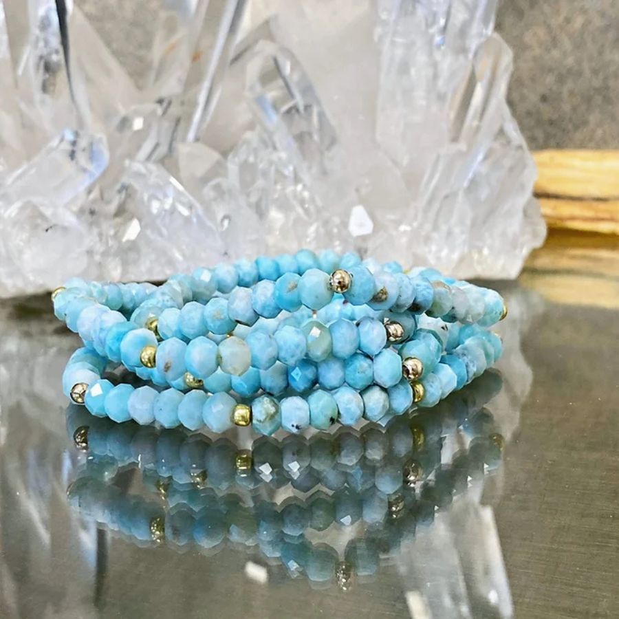 bracelets-larimar.jpg