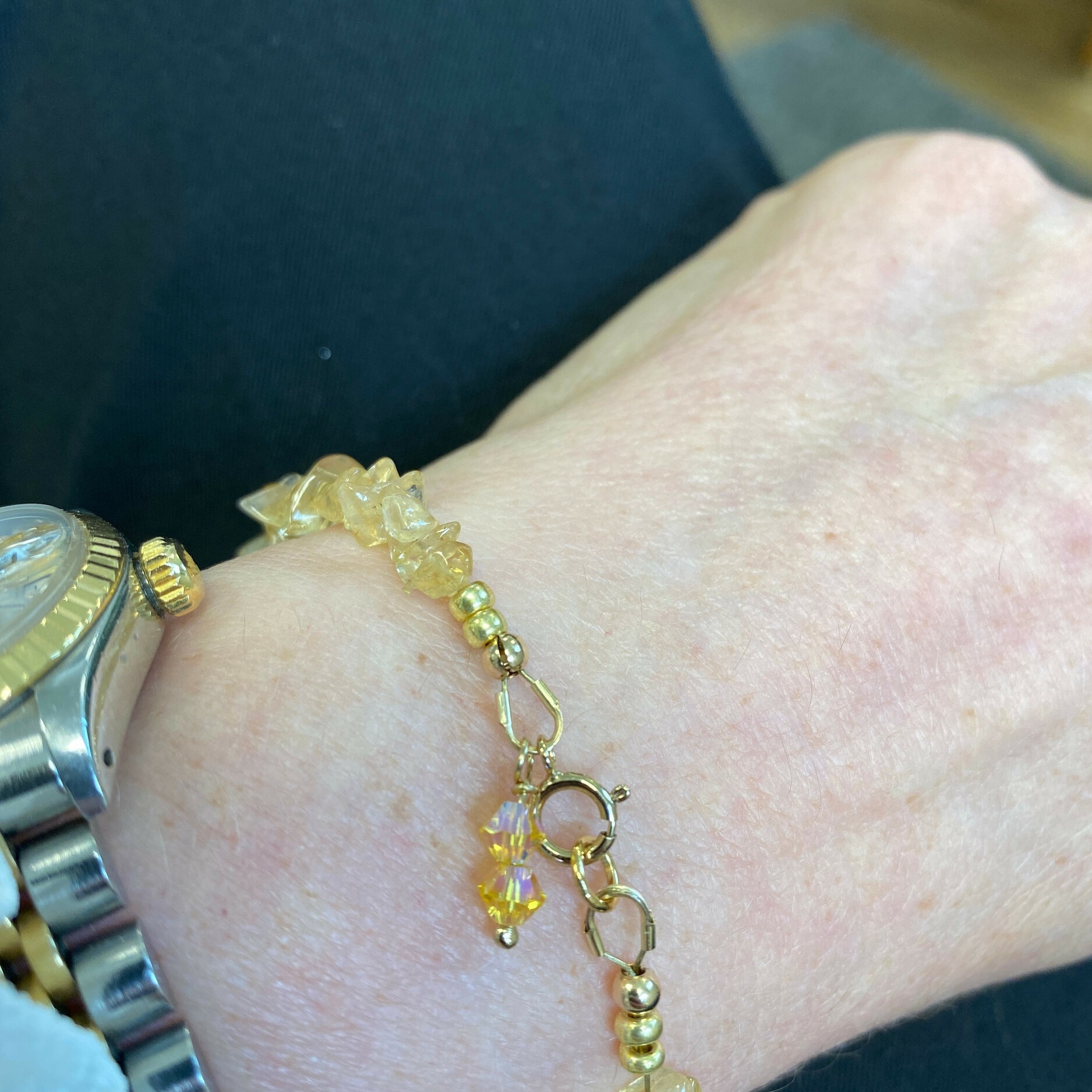 Fermoir en or laminé du bracelet en agates jaunes