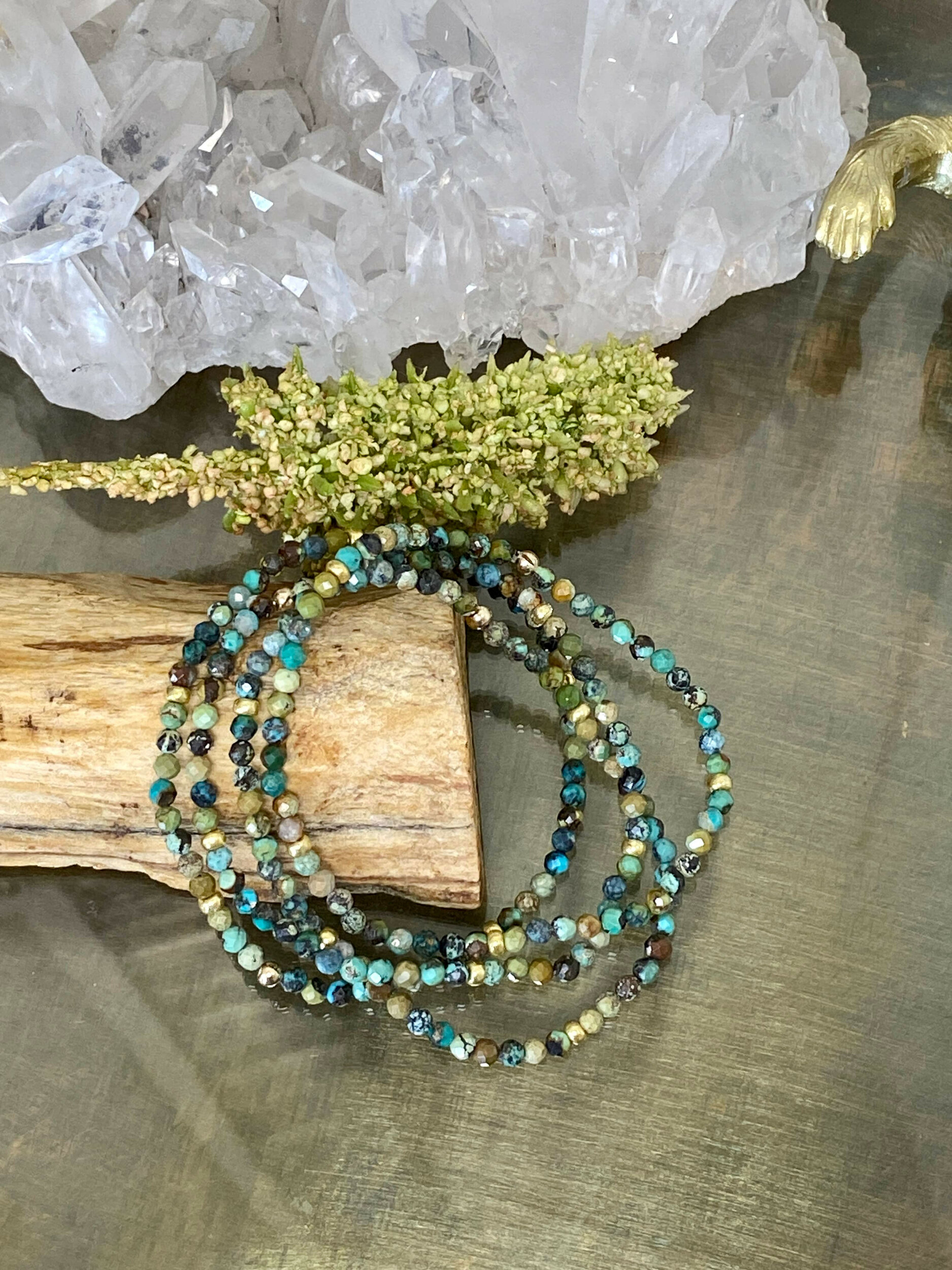 Bracelet fin en turquoise facettée, 3 mm