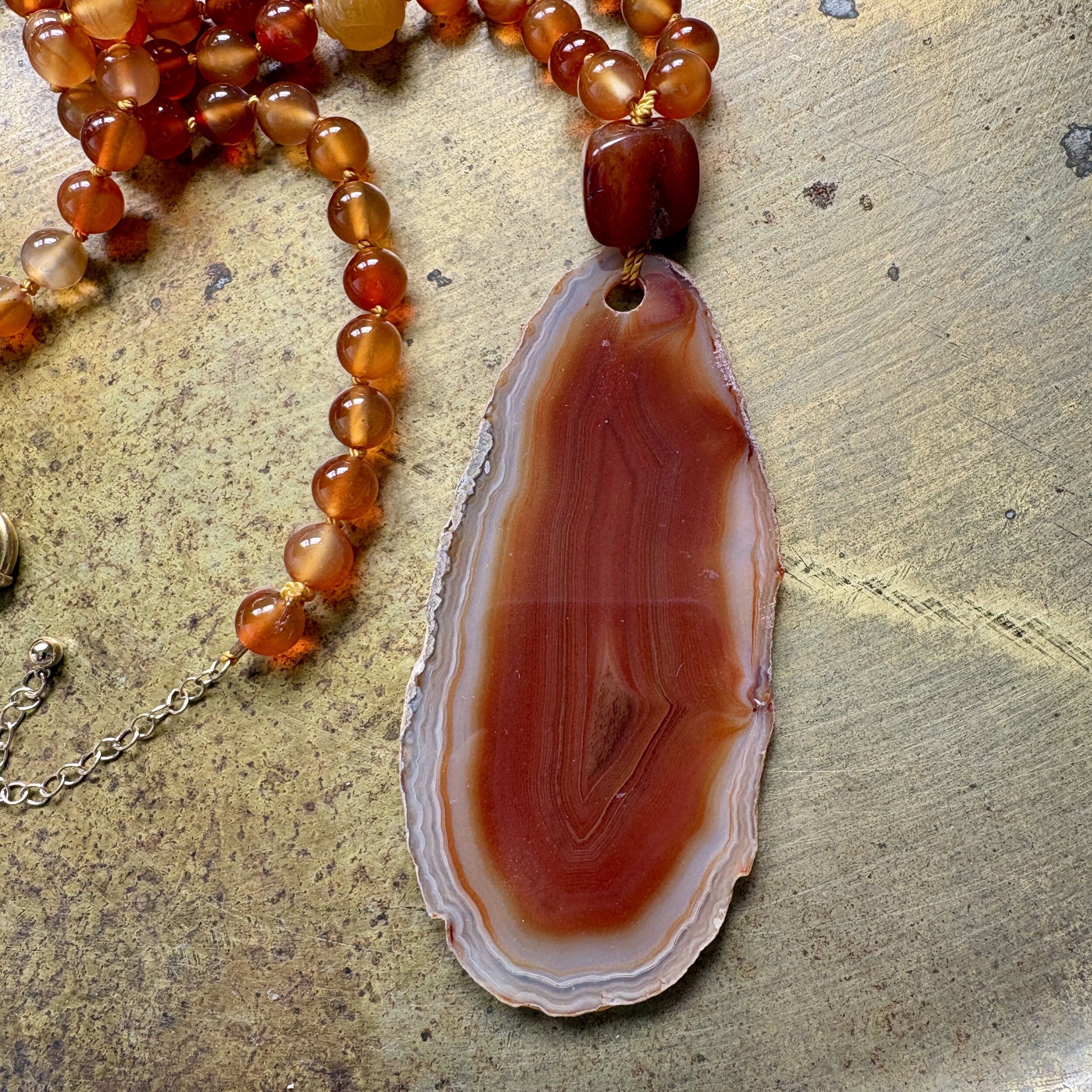 collier-cornaline-tranche-agate