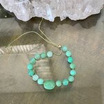 Bracelet en chrysoprase AAA et or laminé, pièce unique