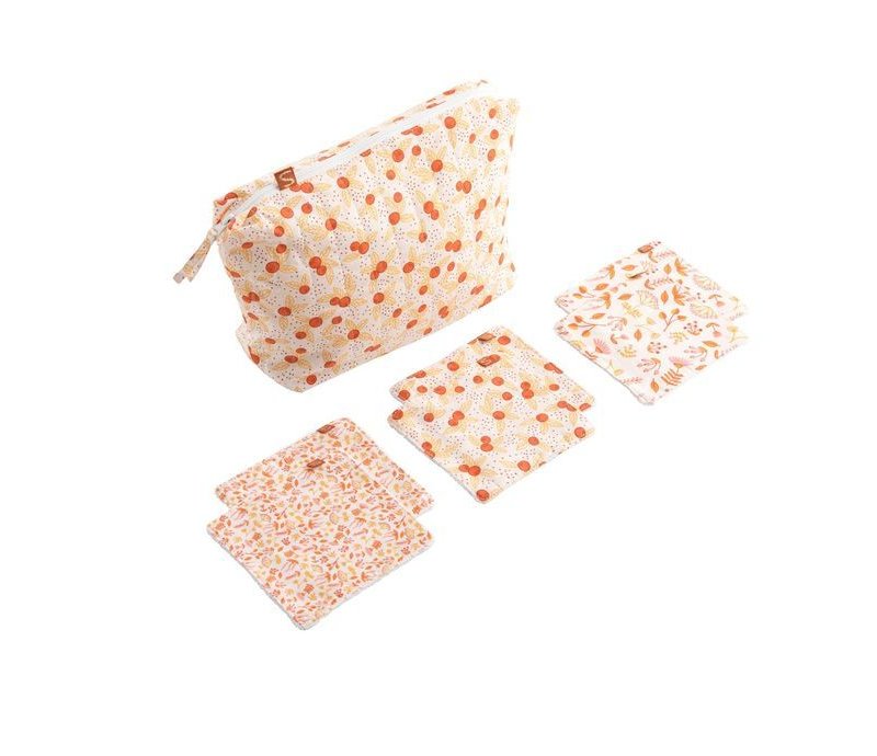 trousse-de-toilette-carre-éponge-Esmee-bebe-sauthon