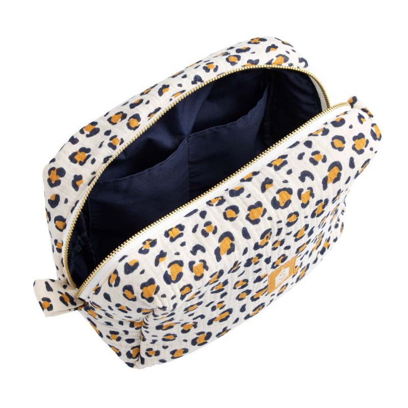 trousse-de-toilette-gaze-bebe-leopard-sauthon-2