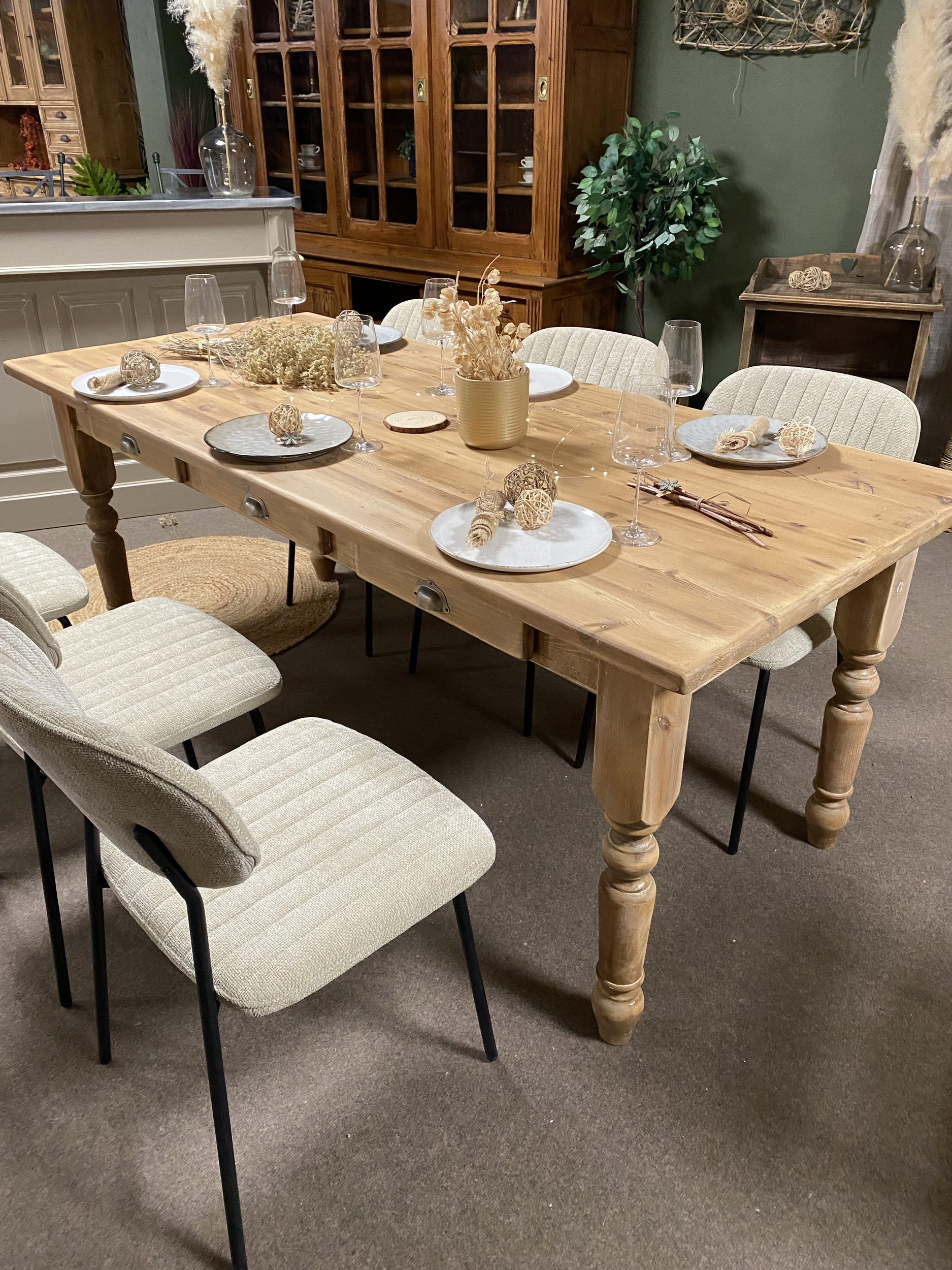 Table en bois massif
