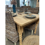Table en bois massif