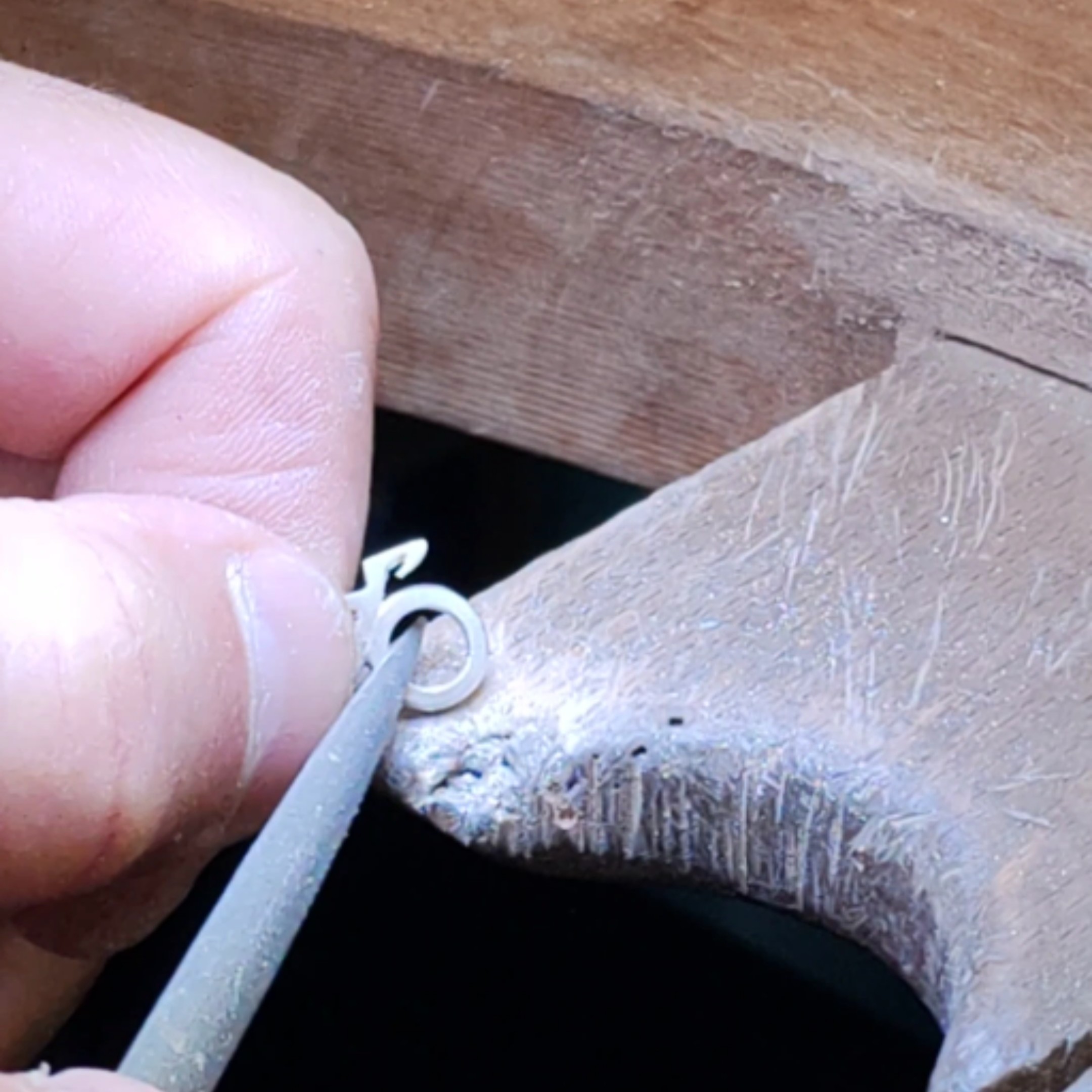 Fabrication bracelet vélo argent