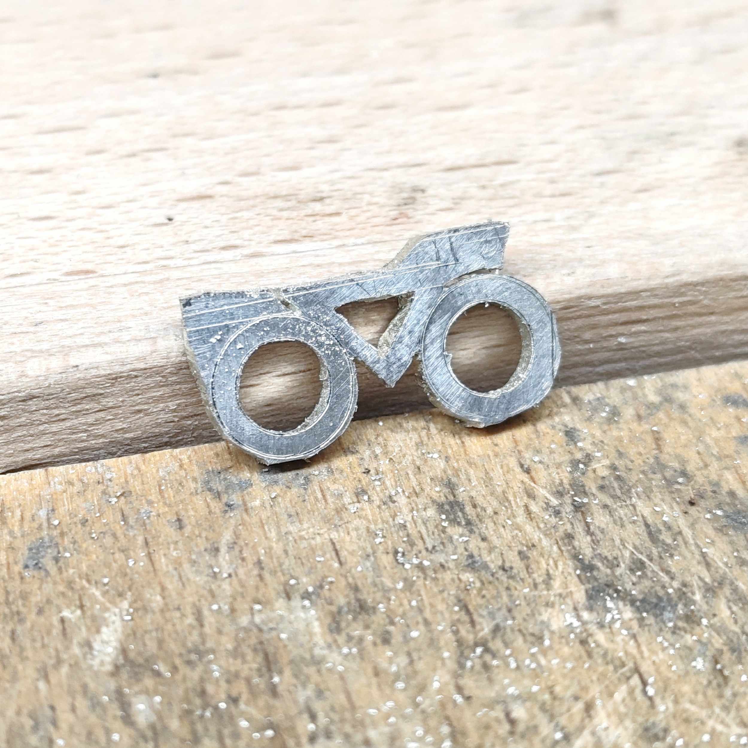 Fabrication bracelet vélo argent (3)