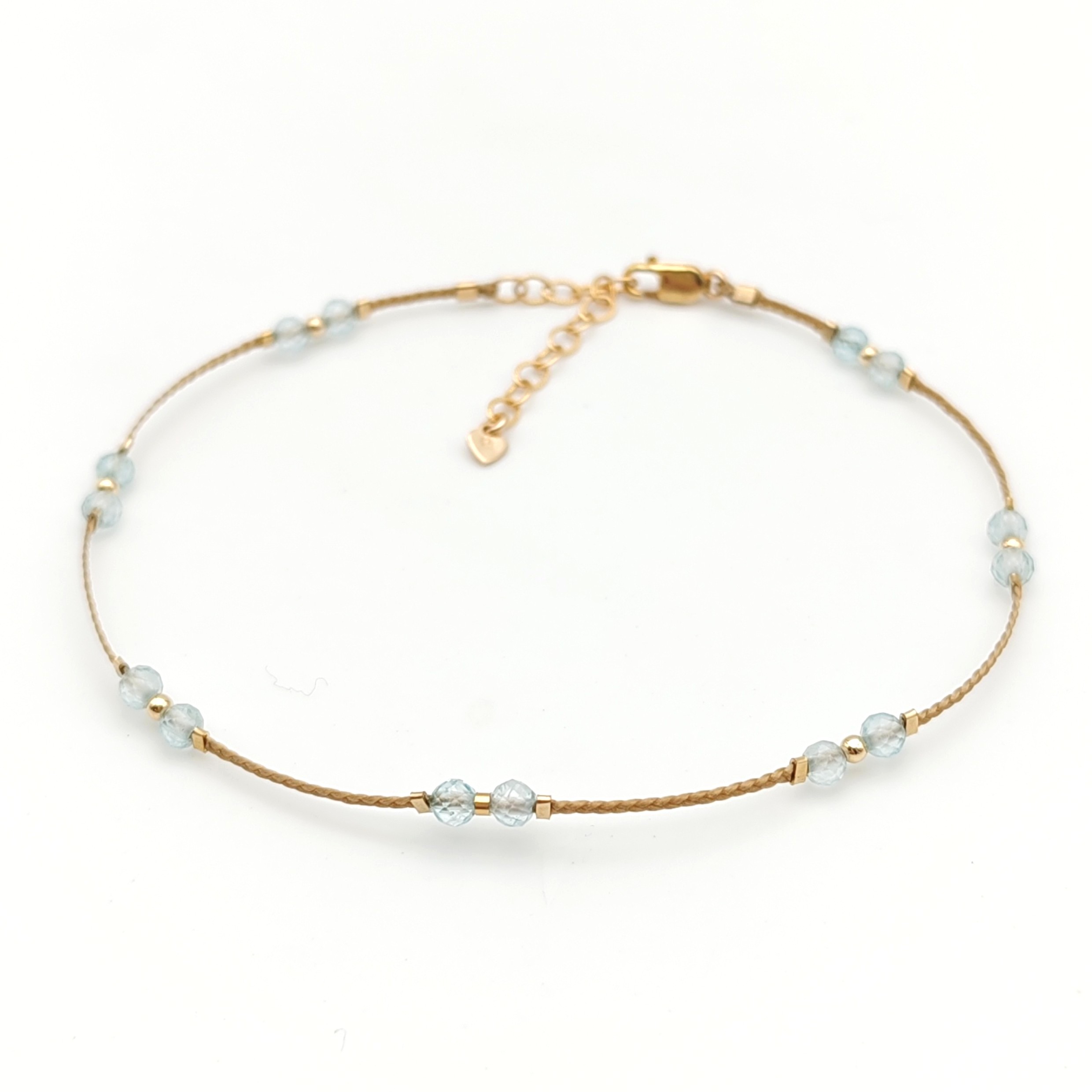 Bracelet de cheville topazes naturelles, cordon et perles en goldfilled carré 2