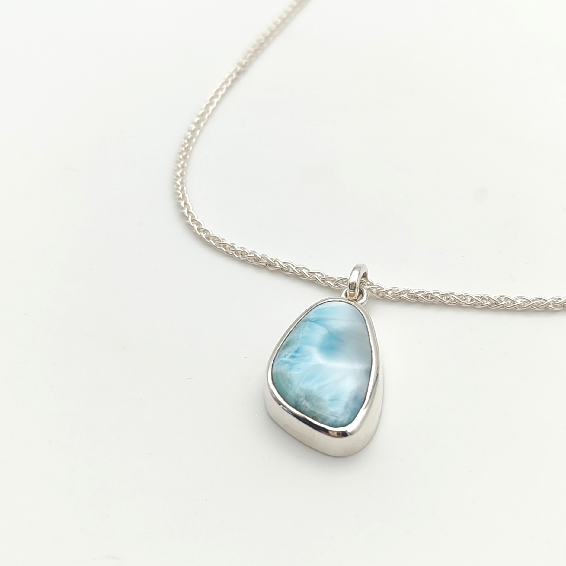 pendentif larimar république dominicaine en argent avec chaine épi argent (5)