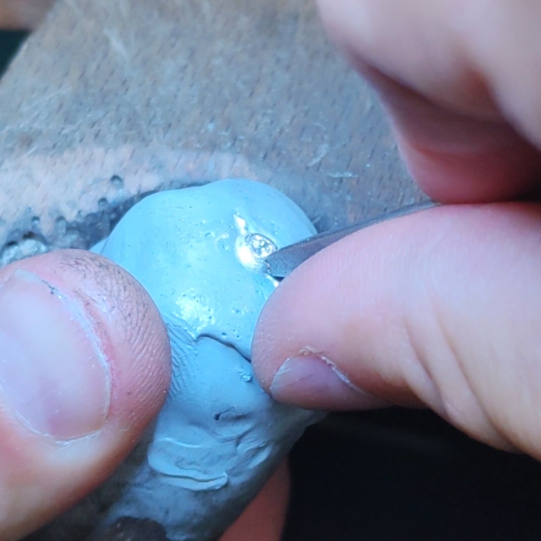 Bracelet diamant sur cordon fabrication