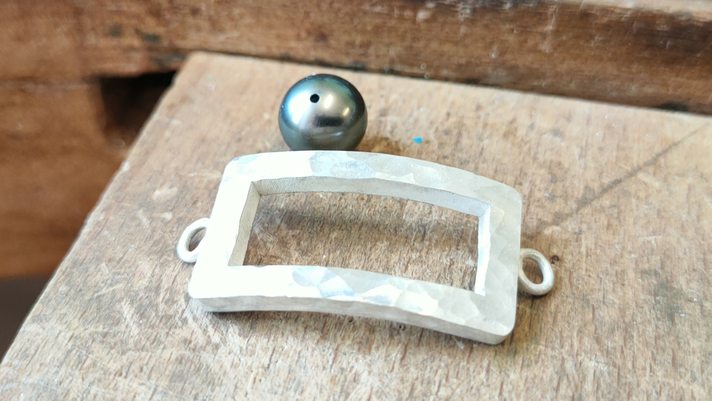 Fabrication pendentif perle de Tahiti