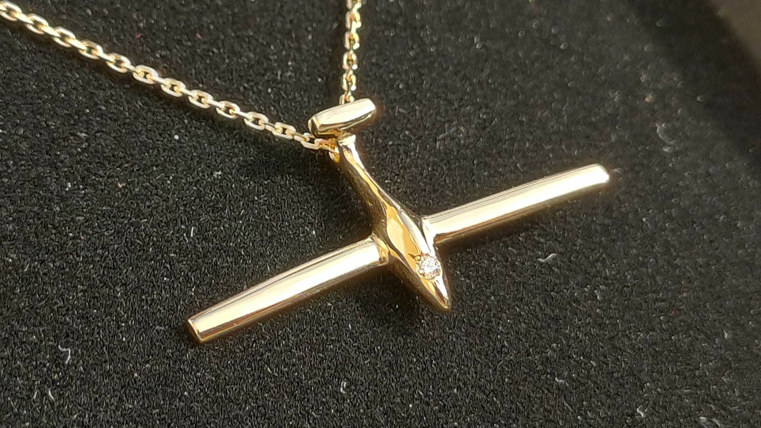 pendentif planneur en or 750 et diamant