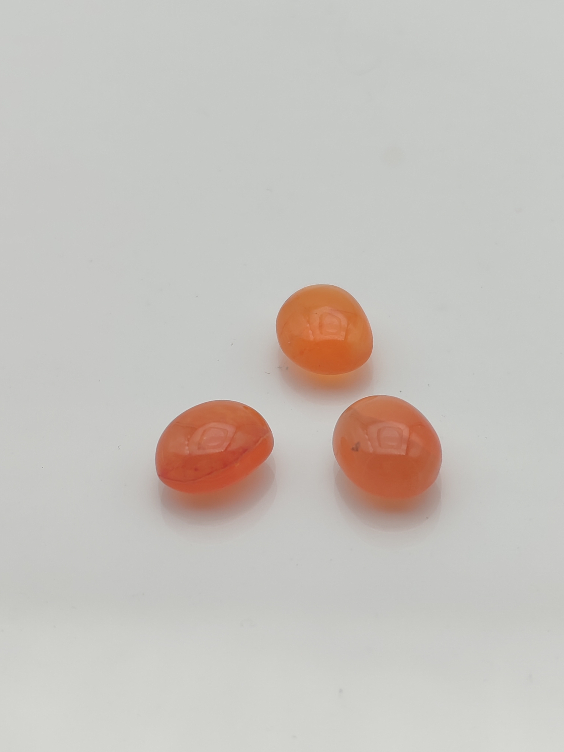 pierre cabochon cornaline
