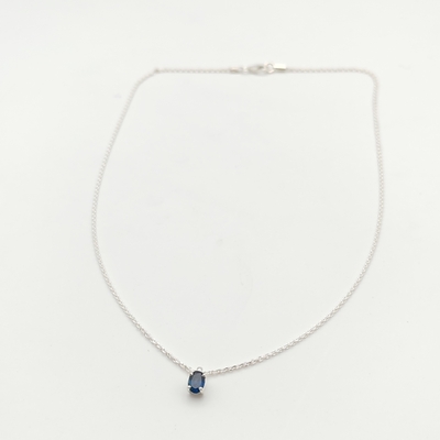 Collier saphir ovale serti 4 griffes en argent (2)