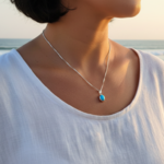 Pendentif turquoise porté 2