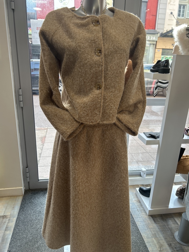 Ensemble jupe avec veste
