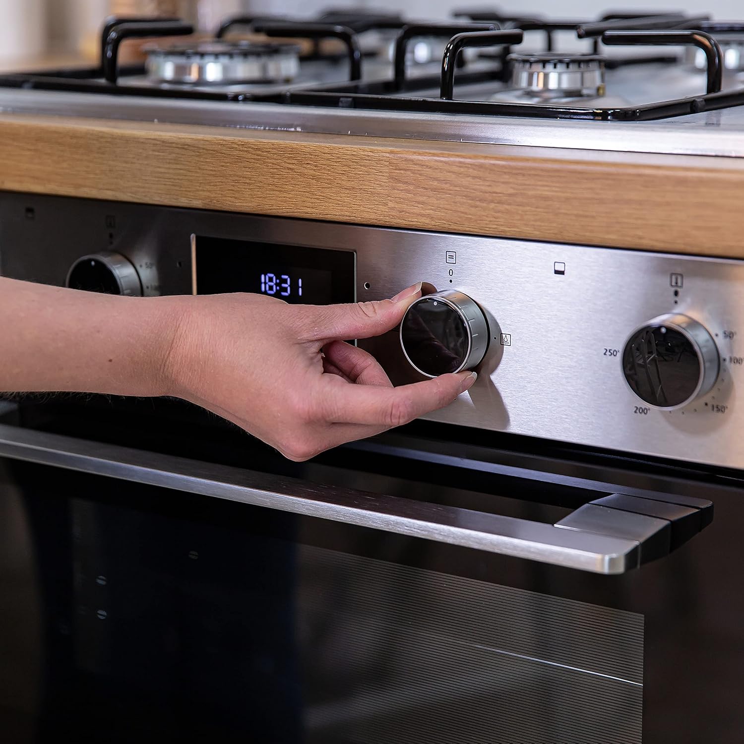 8192GztiSOS._AC_SL1500_