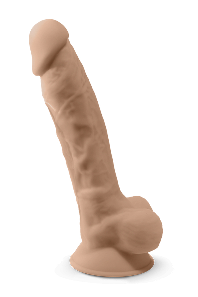 18657