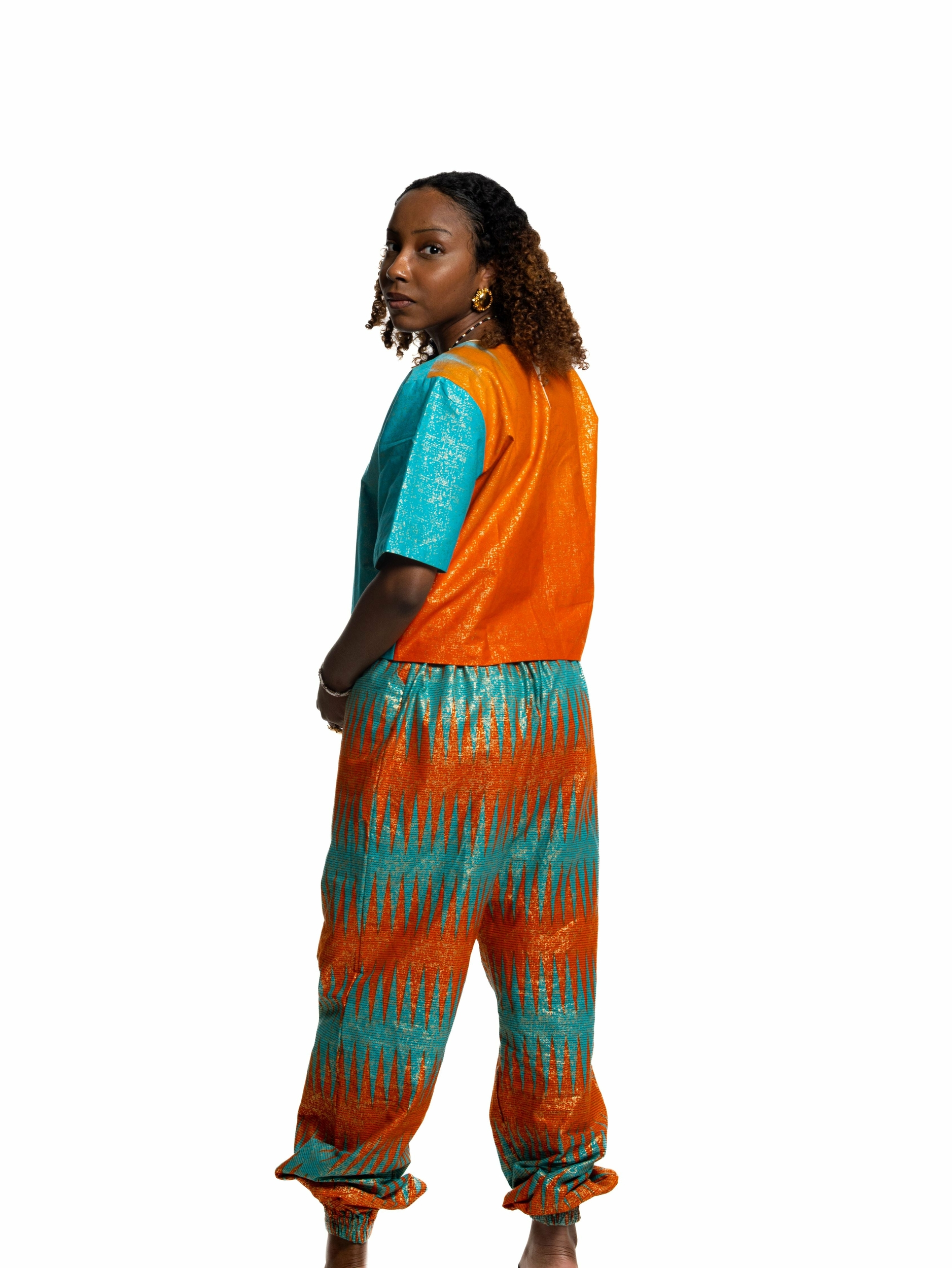 prod-ensemblepantalonenpagnebleudughanaamotifs1-153_2