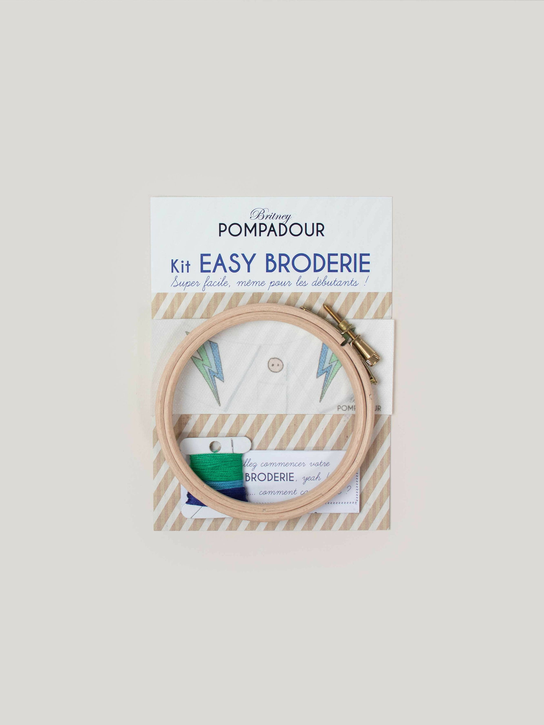 kit-de-broderie-pour-col-eclairs