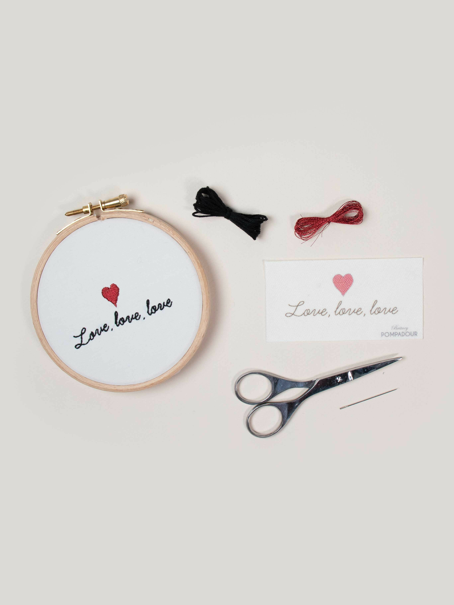 kit-de-broderie-coeur-love-love-love