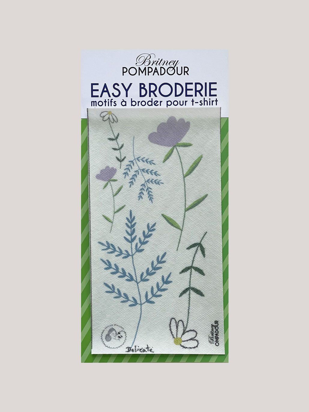 motifs-a-broder-delicate-miniature-delicates-fleurs