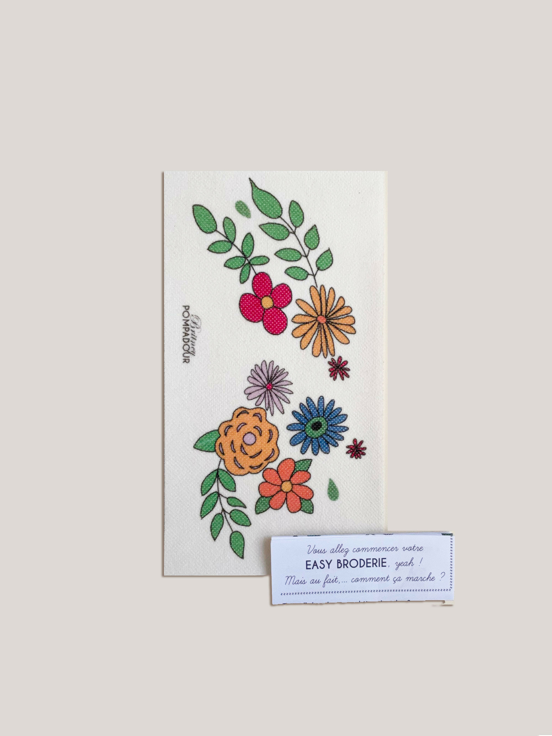 motifs-a-broder-floral-multicolor-motif-d-epaule