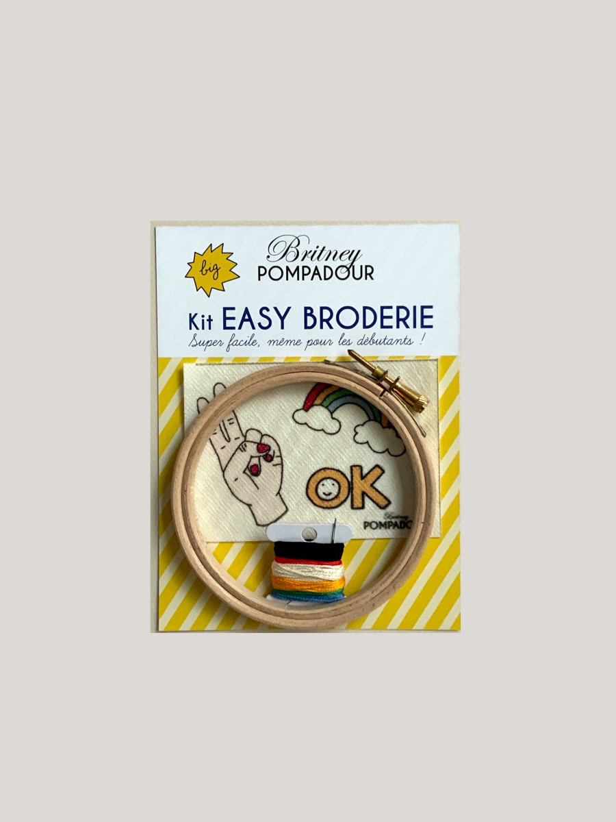 big-kit-de-broderie-ok-arc-en-ciel