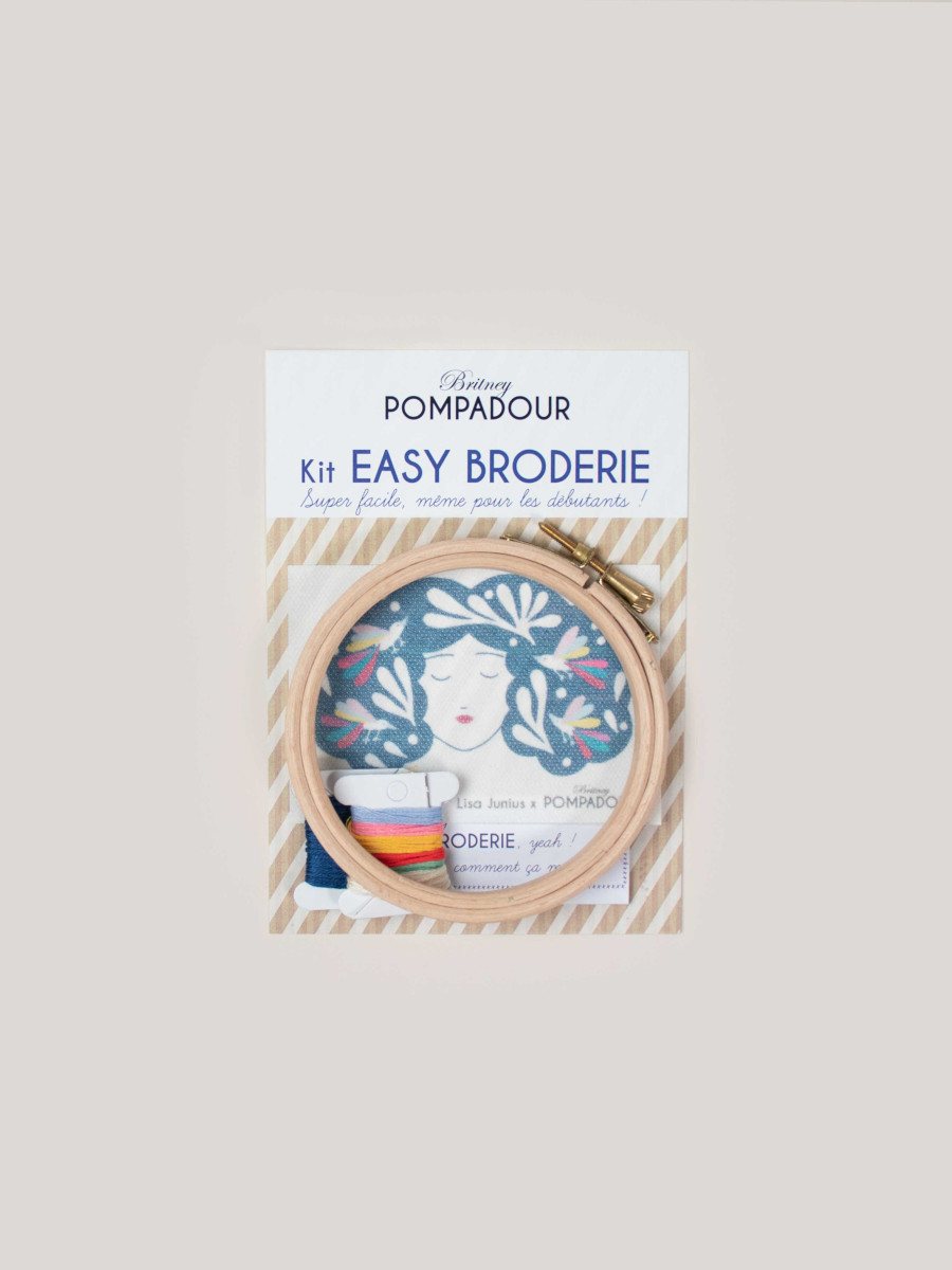 kit-de-broderie-lisa-junius-femme-aux-oiseaux-2