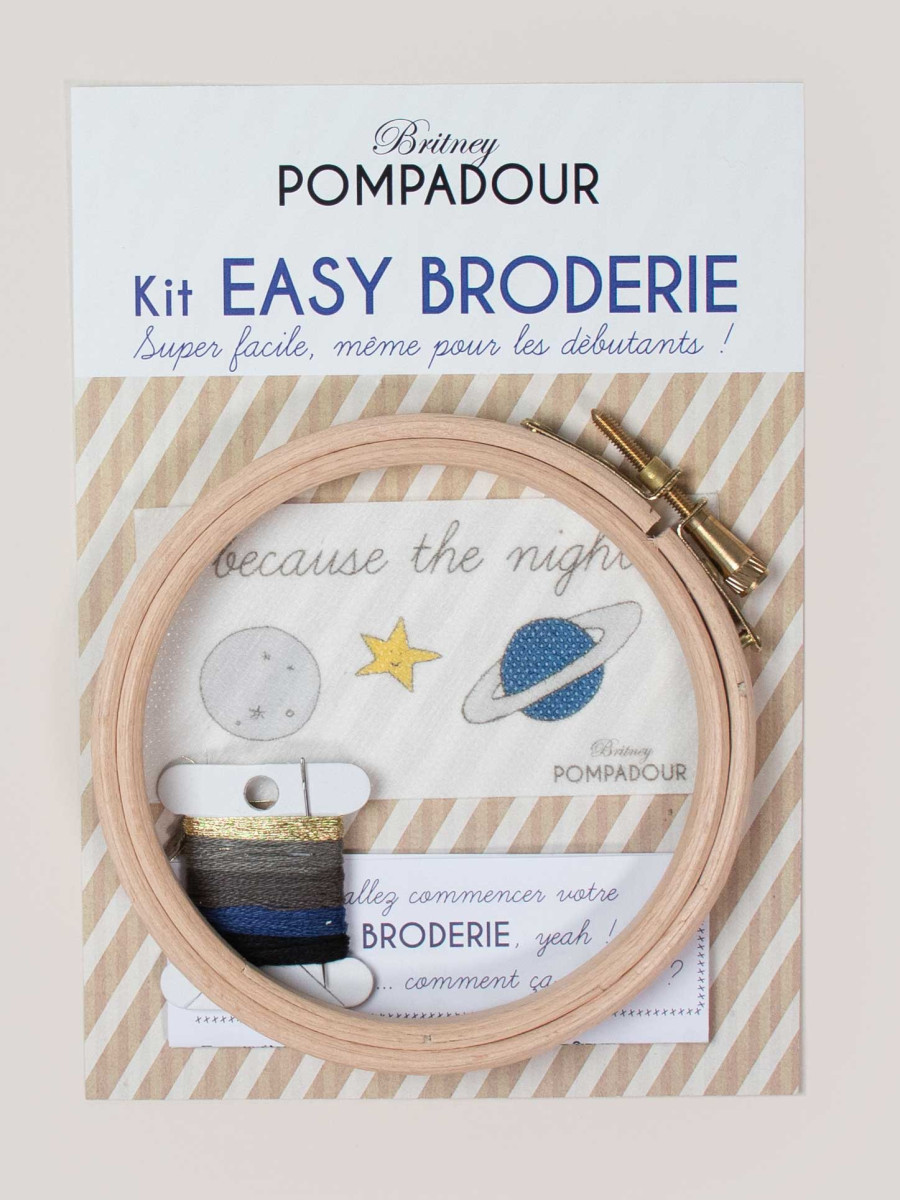 kit-de-broderie-planetes-because-the-night
