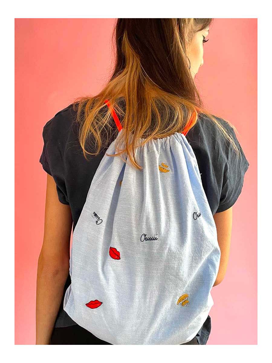 kit-de-broderie-ouiiiii-bouche-religieuse-au-chocolat-4