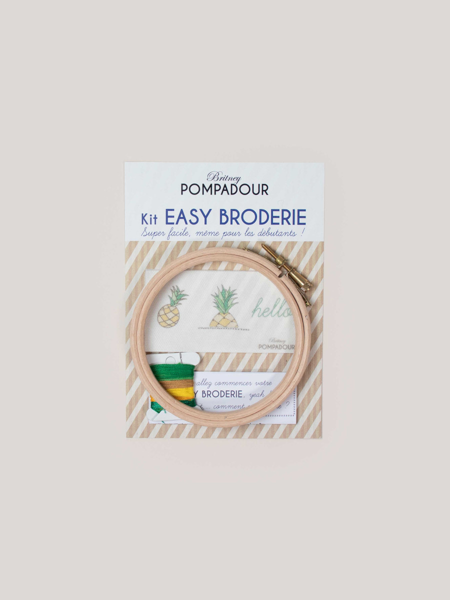 kit-de-broderie-ananas-hello-3