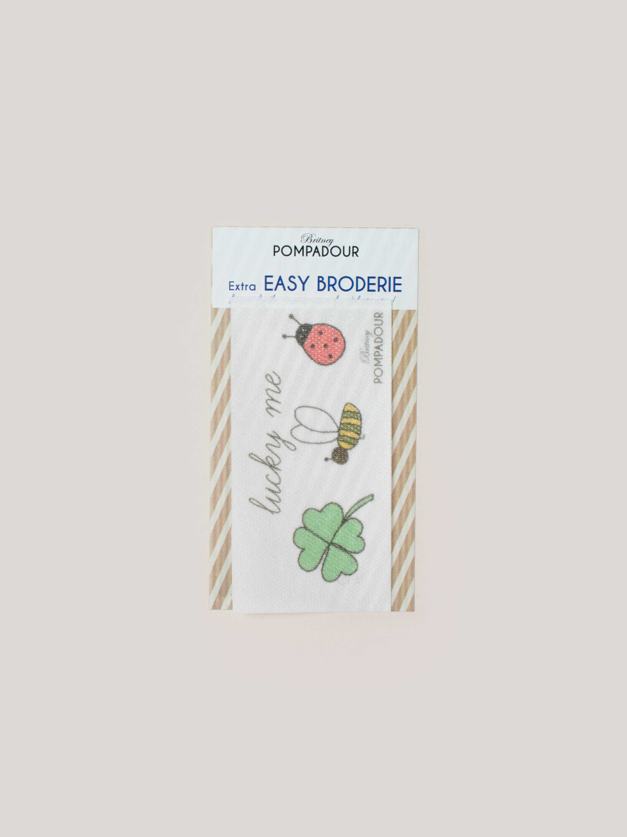 motif-et-fil-de-broderie-coccinelle-lucky-me