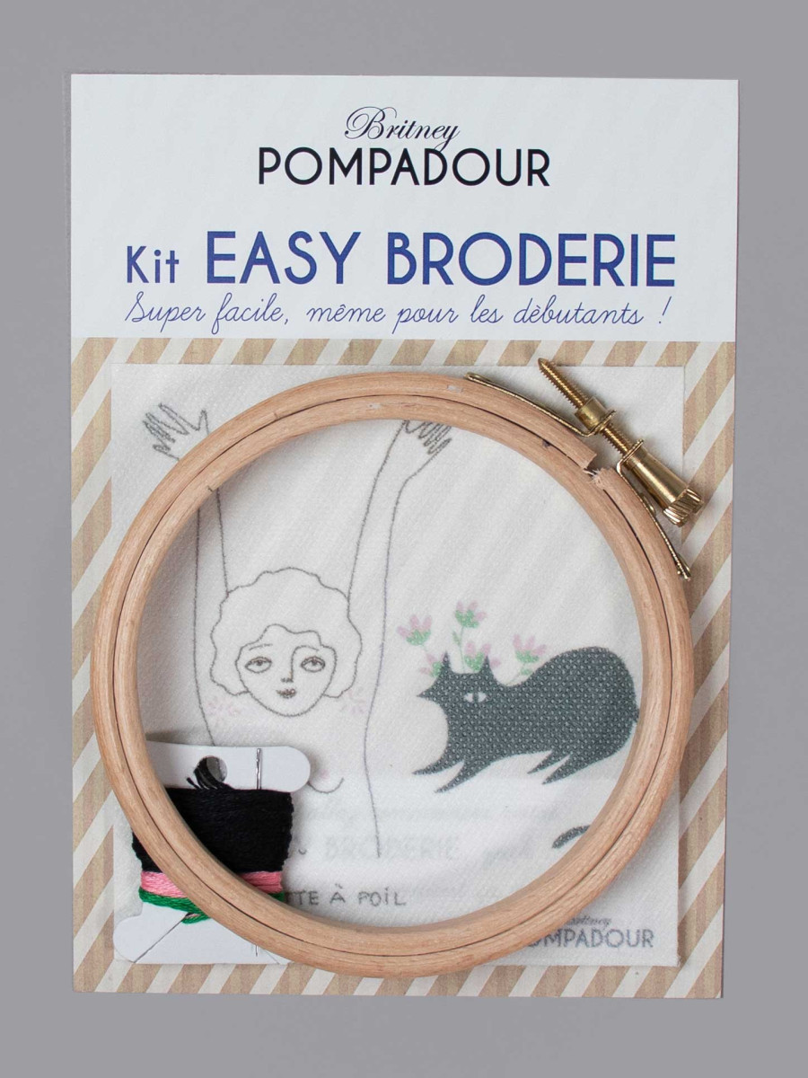 kit-de-broderie-aloyse-mendoza-nenette-et-chat-2