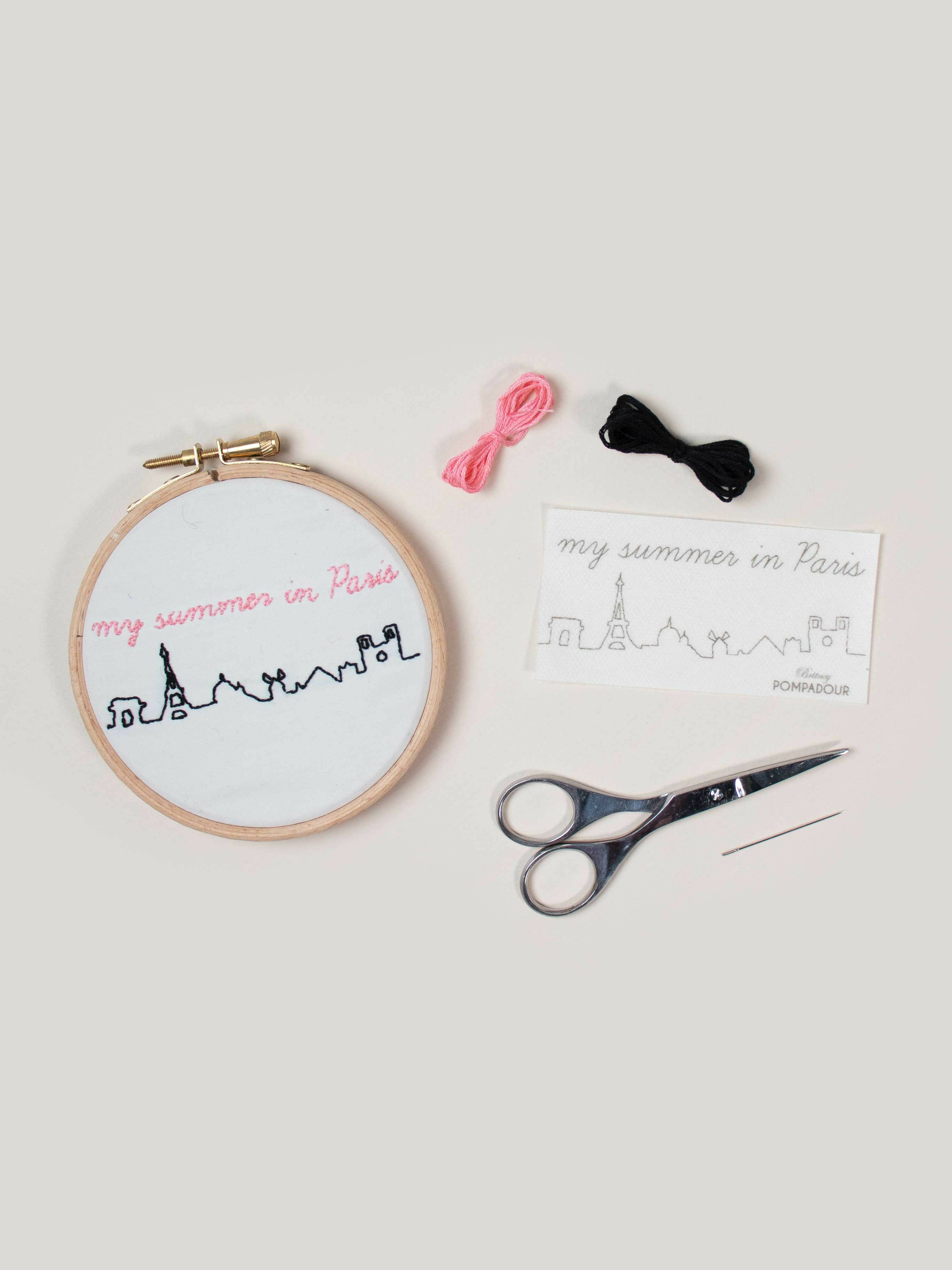 kit-de-broderie-summer-in-paris-paris-skyline