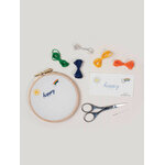 kit-de-broderie-happy