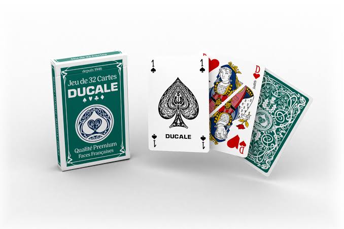 32 CARTES