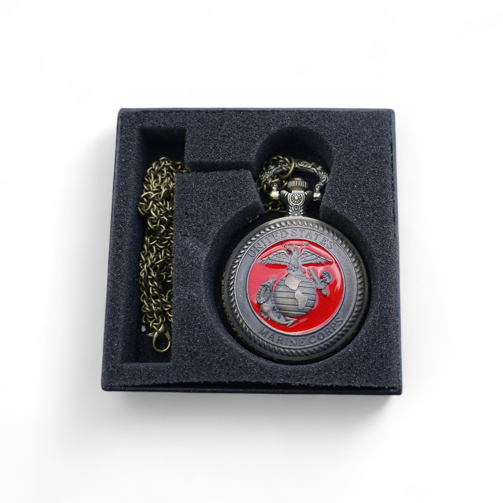 montre-goussetmarines-corps-rouge-1