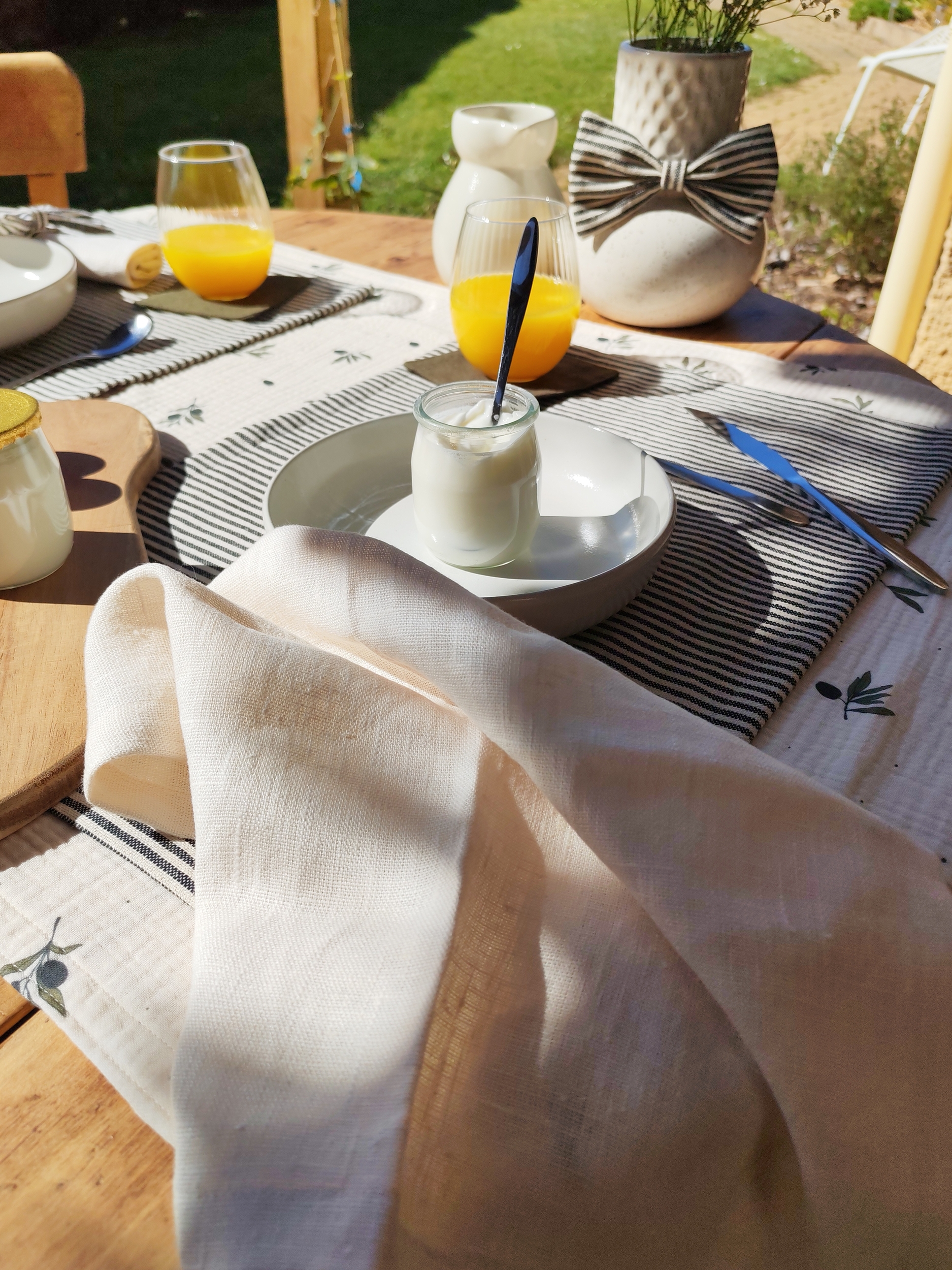 Serviette de table en lin ivoire
