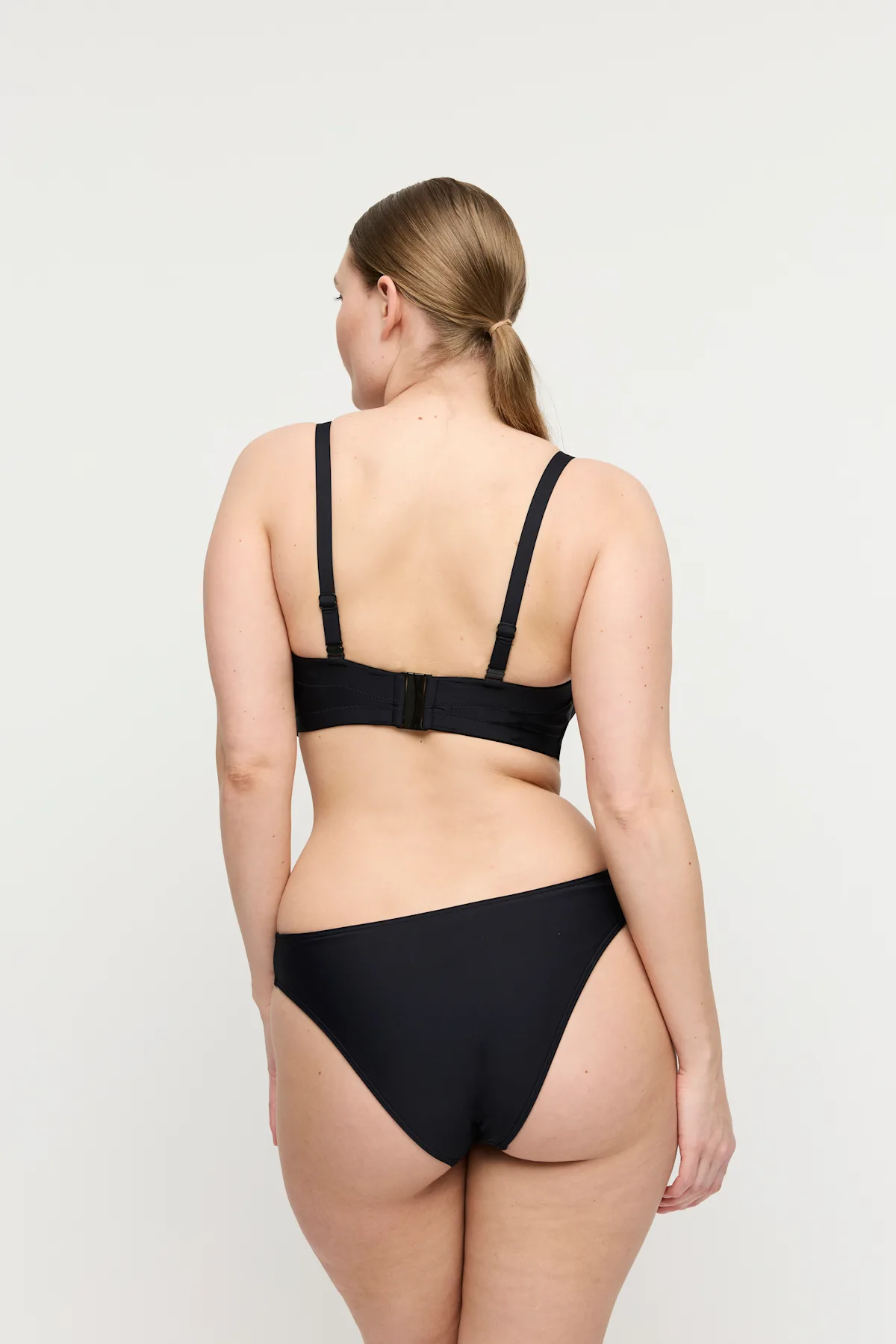 eservices_primadonna_swim-swim-strapless_bikini_topbikini_briefs-uvita-4013517-black4013557-black-1085895