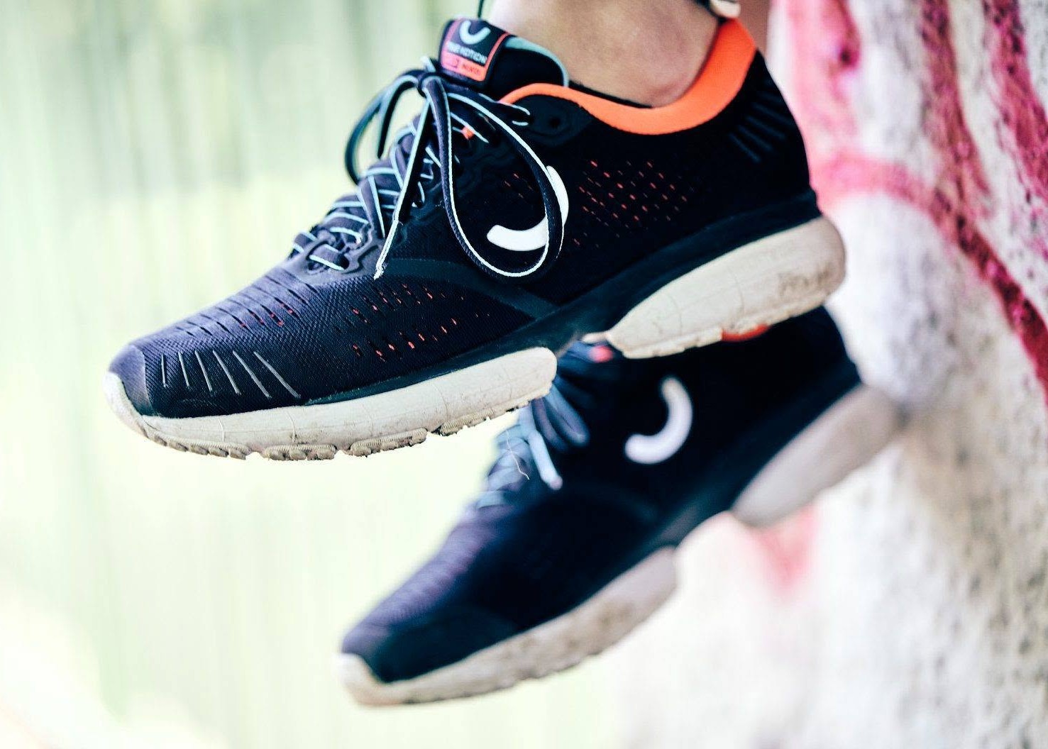 Chaussures running femme True Motion U-TECH NEVOS Noir Orange fluo Turquoise 6