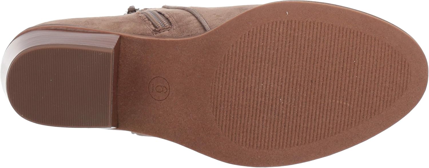 Amazon Essentials Womens Low Heel Ankle Boots with Side Zipper, Stacked Block Heel 9.5 Taupe 4