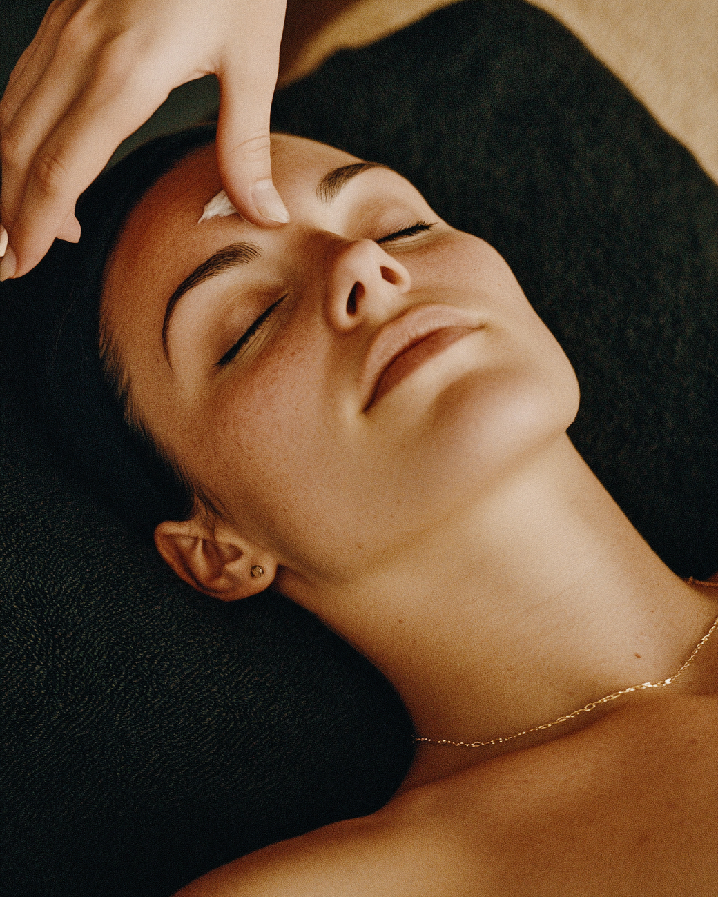 soin du visage relaxant dans une ambiance chaleureuse