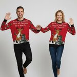 Stel in rode foute kersttrui Proost met flesopener