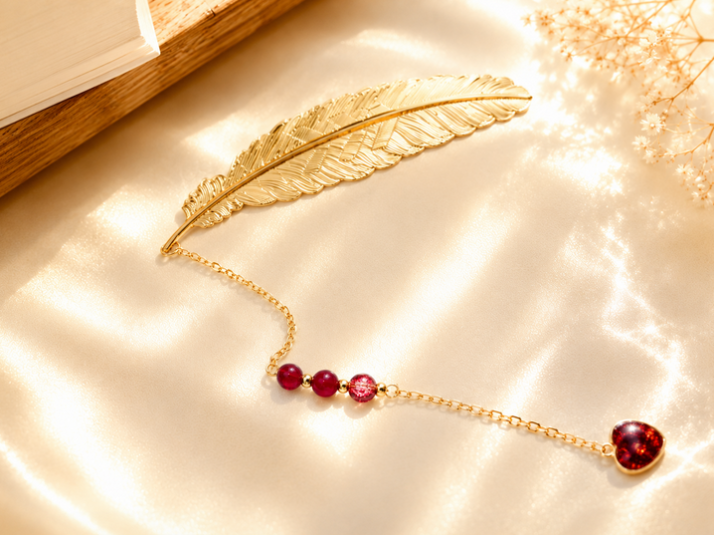 Marque page plume coeur rouge 2