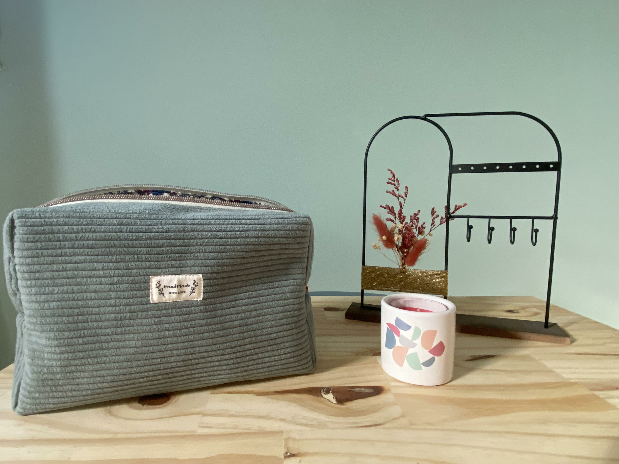 Trousse de toilette fabriquée à la main en France