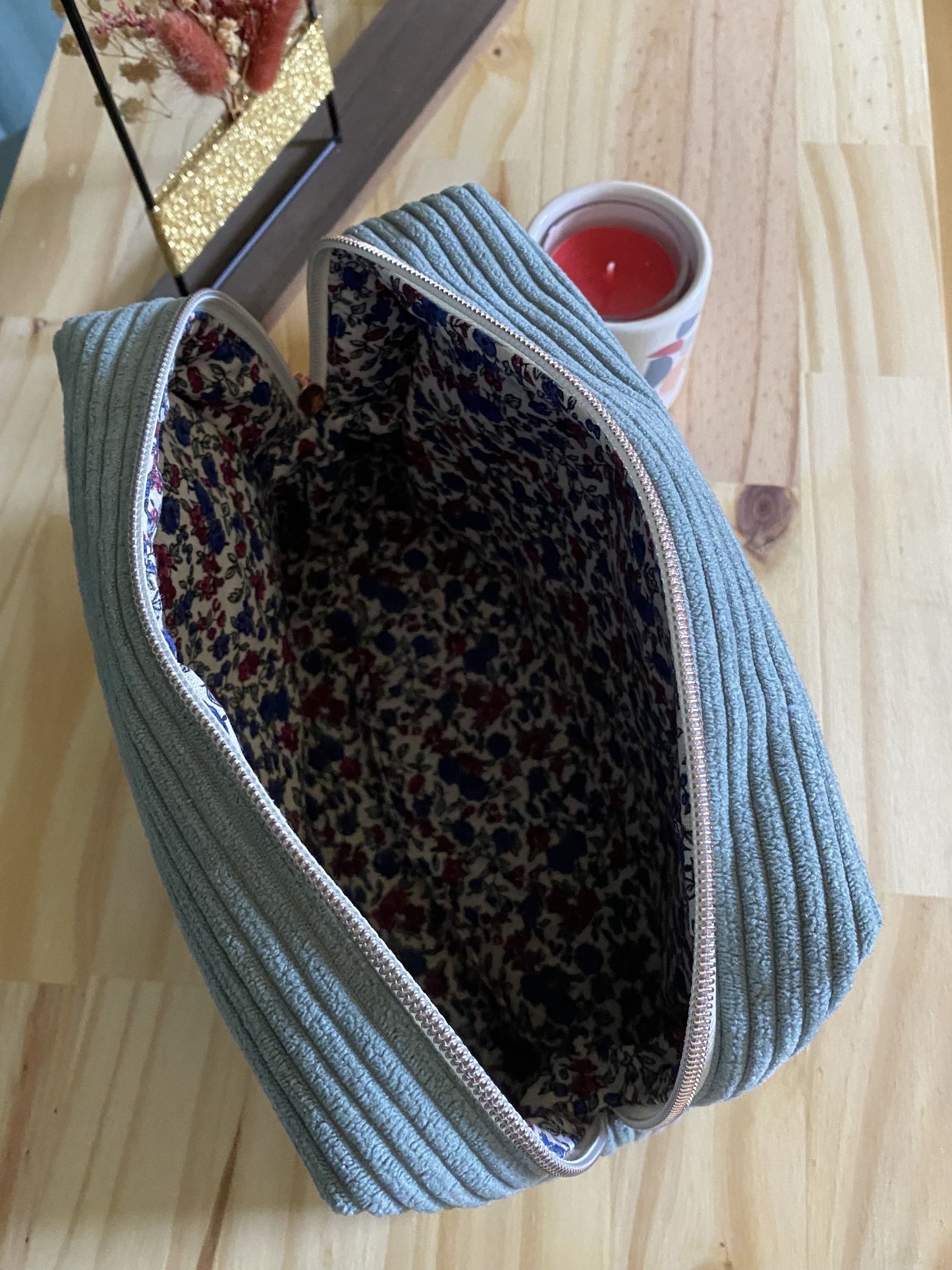Grande capacité de rangement de la trousse de toilette
